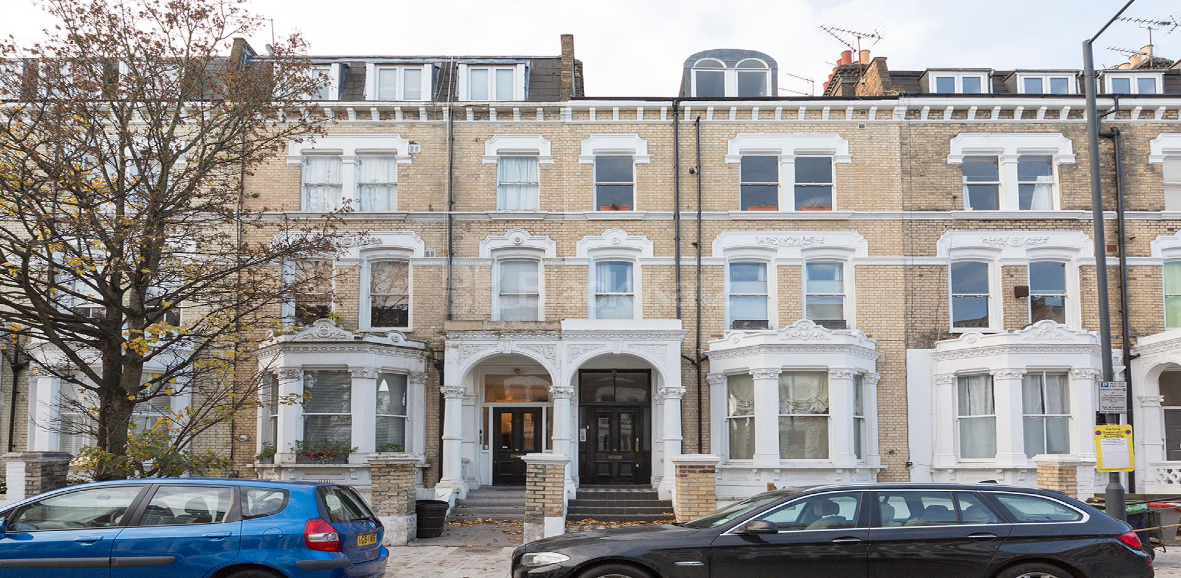 			1 Bedroom, 1 bath, 1 reception Apartment			 Sinclair Road, SHEPHERDS BUSH W14